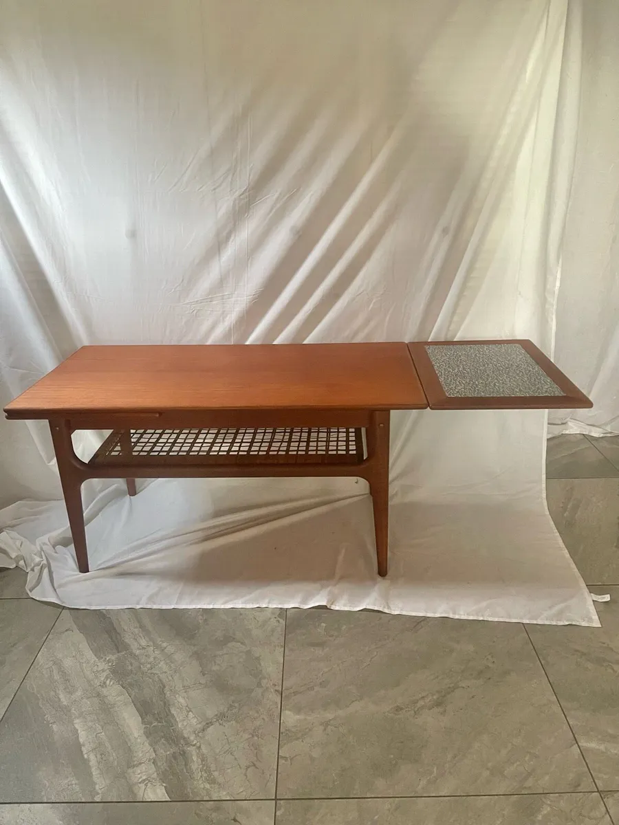 Mid century Danish coffee table - Image 4