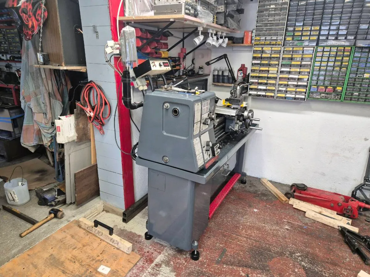 Colchester Bantam 2000 Lathe SINGLE PHASE 240V - Image 2