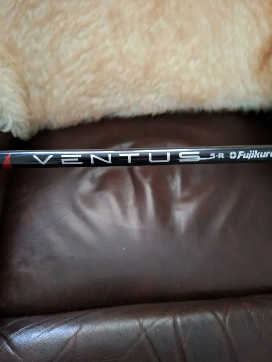 CALLAWAY ELYTE DRIVER 10,5 REG SHAFT - Image 4
