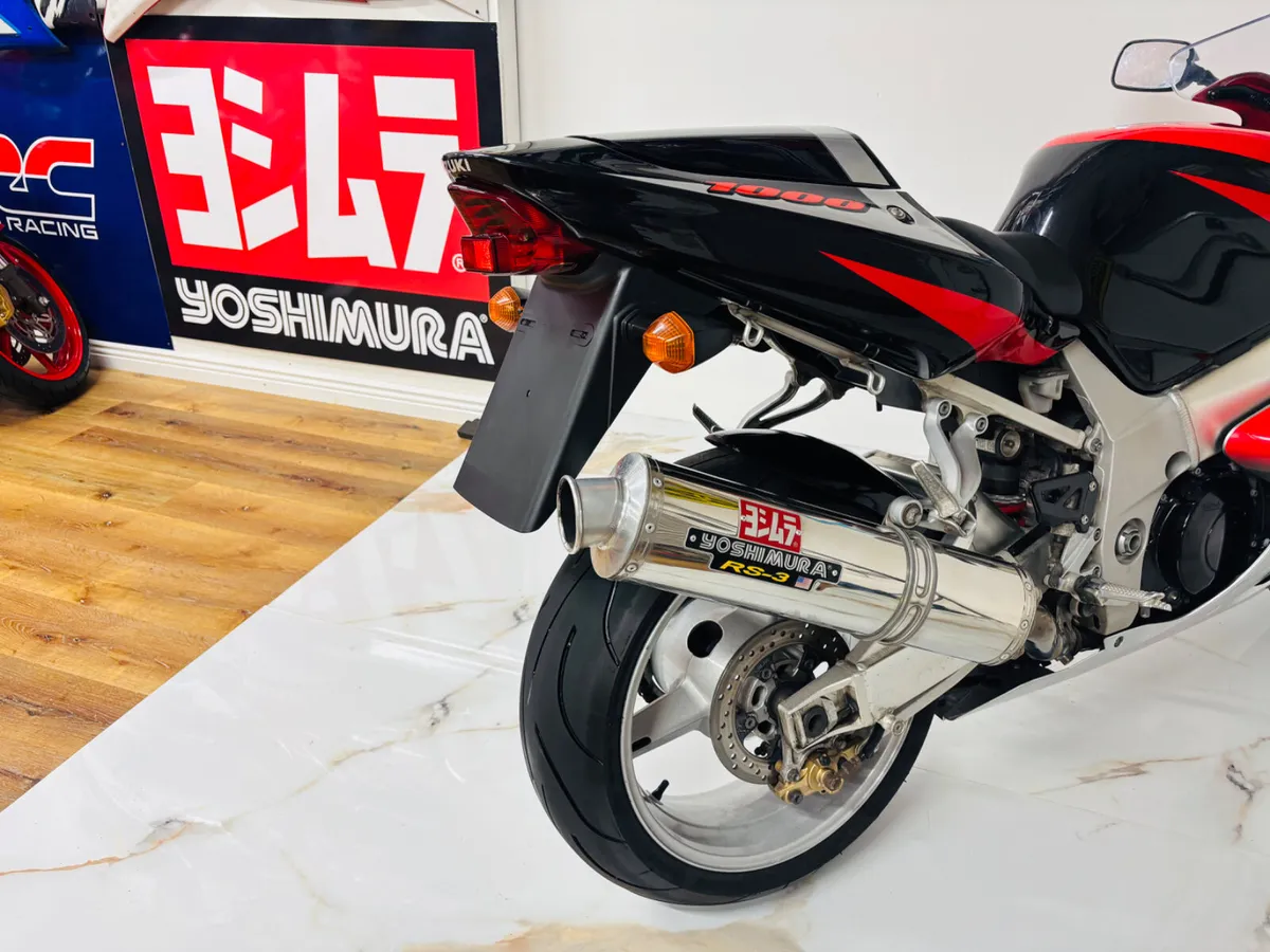 Suzuki gsxr 1000 - Image 2