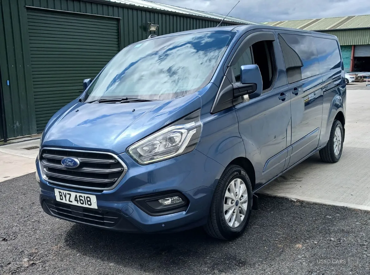 Ford Transit Custom 2022 - Image 2