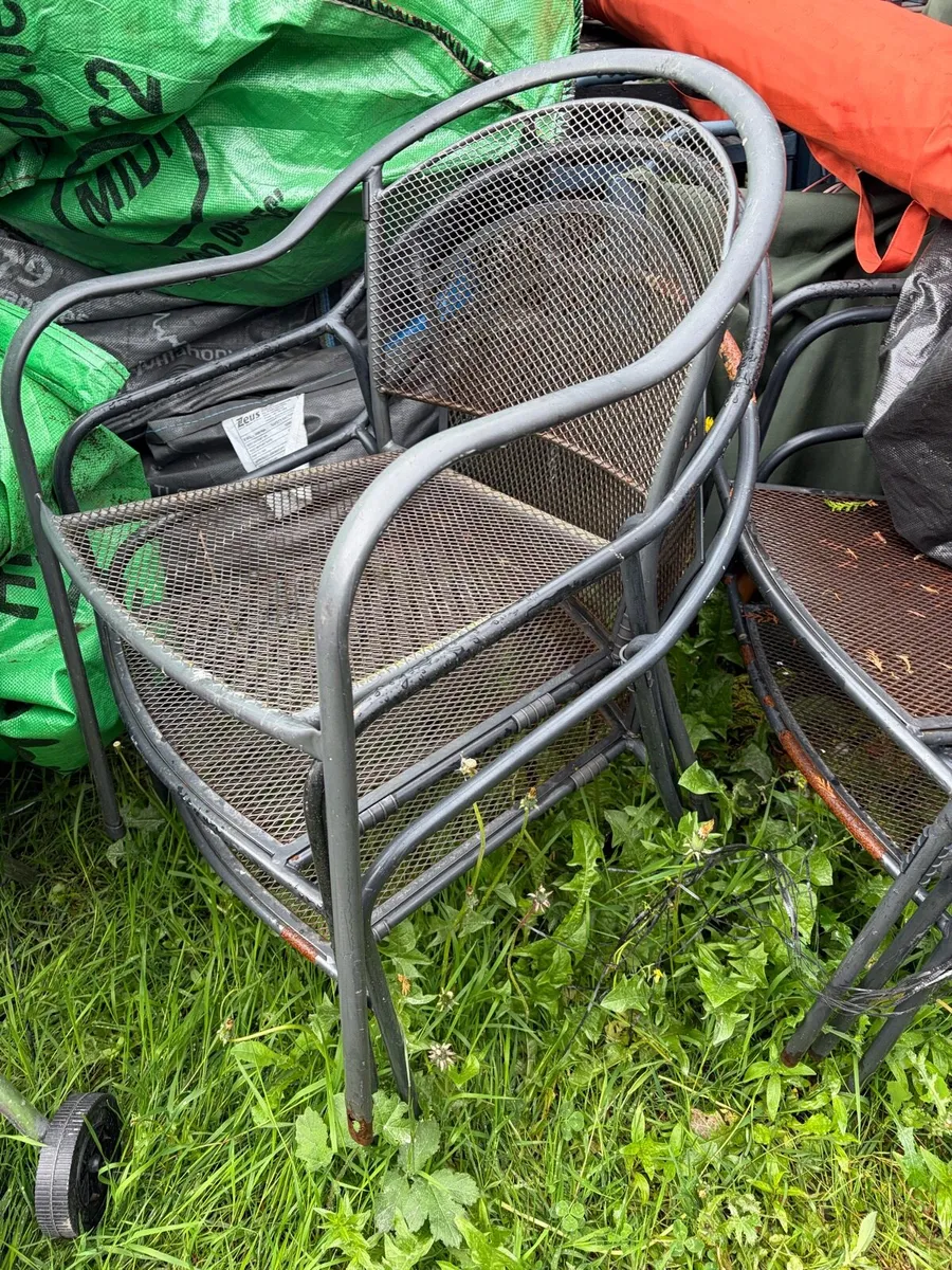garden chairs x6 iron