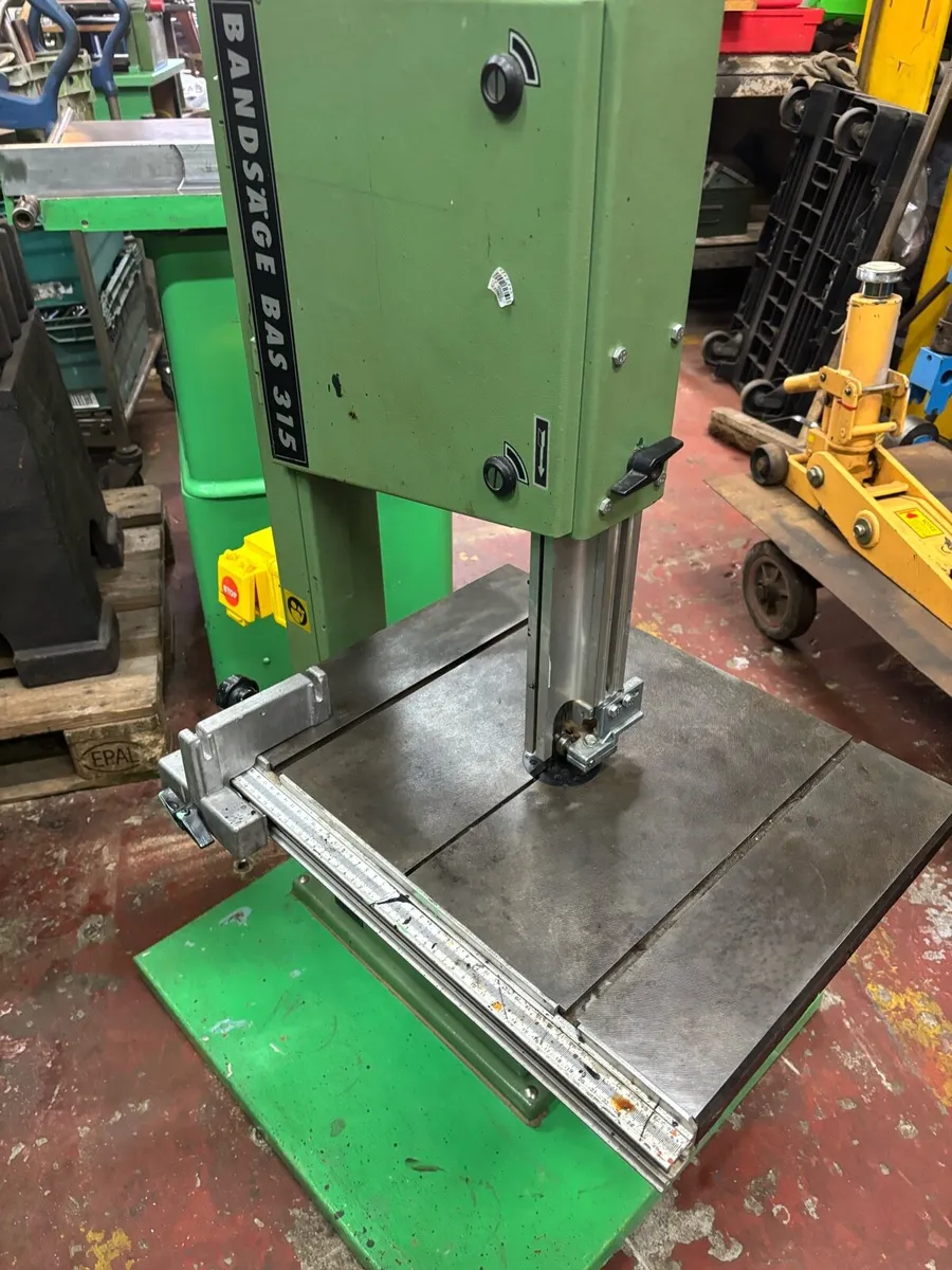 ELEKTRA BECKUM single phase bandsaw &stand - Image 2