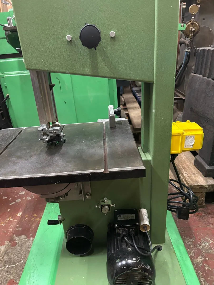 ELEKTRA BECKUM single phase bandsaw &stand - Image 3