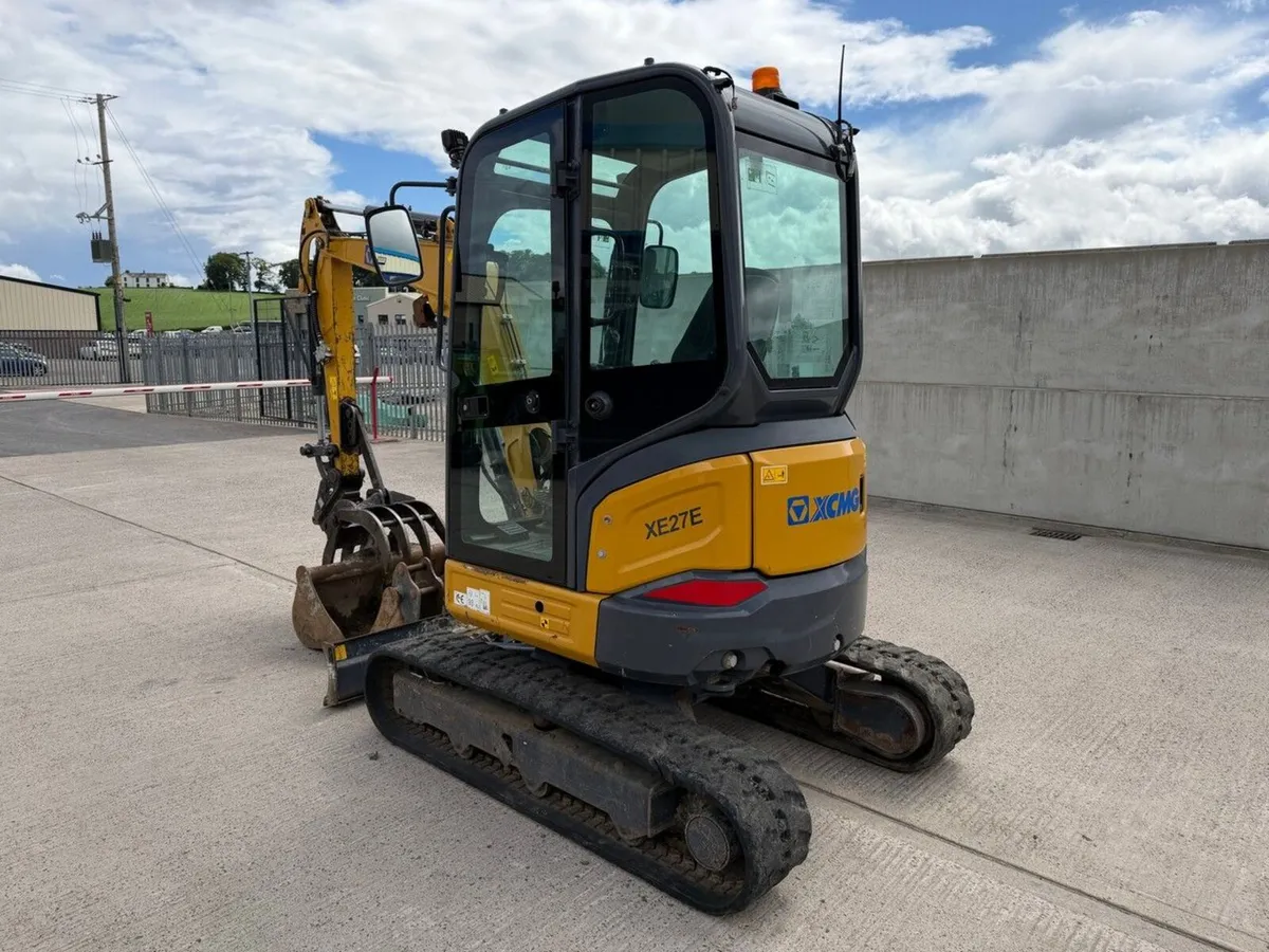 XCMG XE27E 2.6 TON MINI DIGGER - Image 4