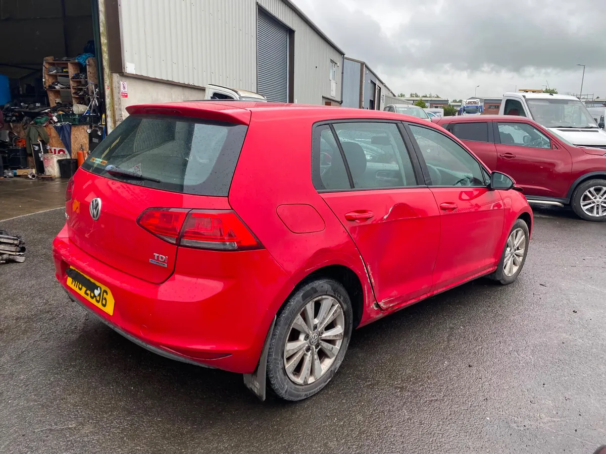 2013 Volkswagen Golf 1.6TDI BREAKING / PARTS - Image 4