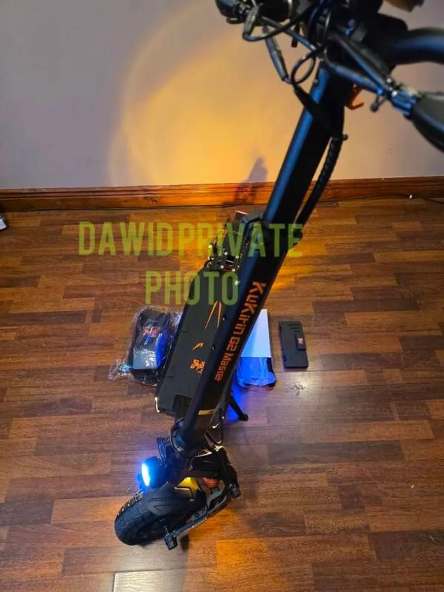 Electric Scooter, Brand New, Free Kukirin Bag , Delivery Available,6months Warranty - Image 3