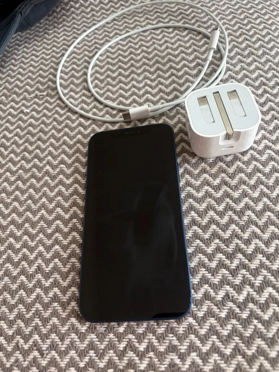 iPhone - Image 2