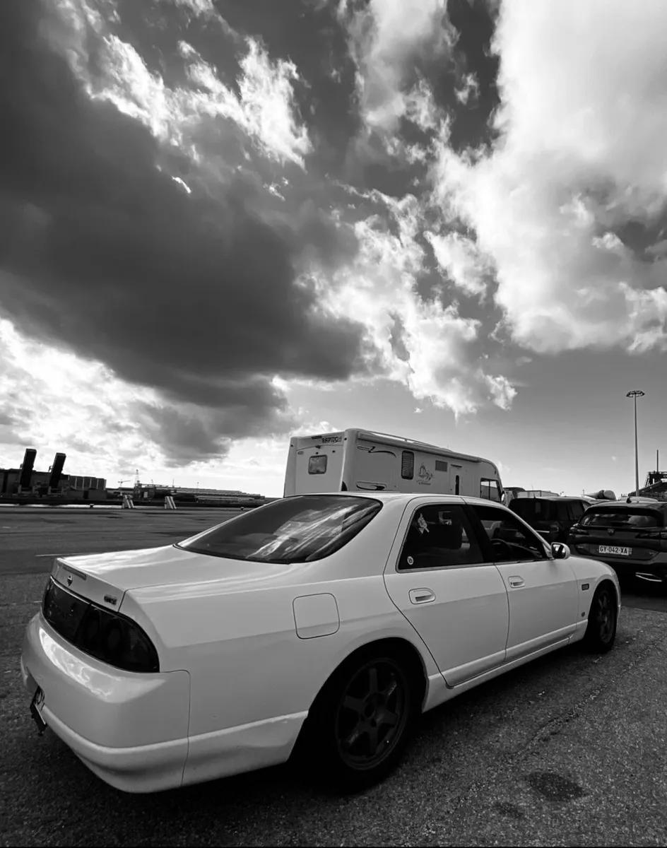 Nissan Skyline r33 GTS - Image 1