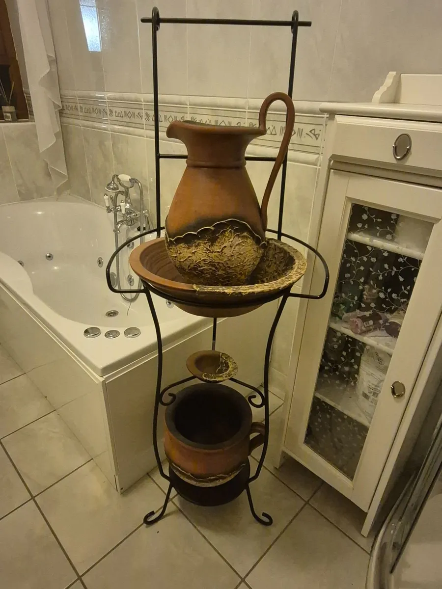 Vintage bathroom washstand - Image 4