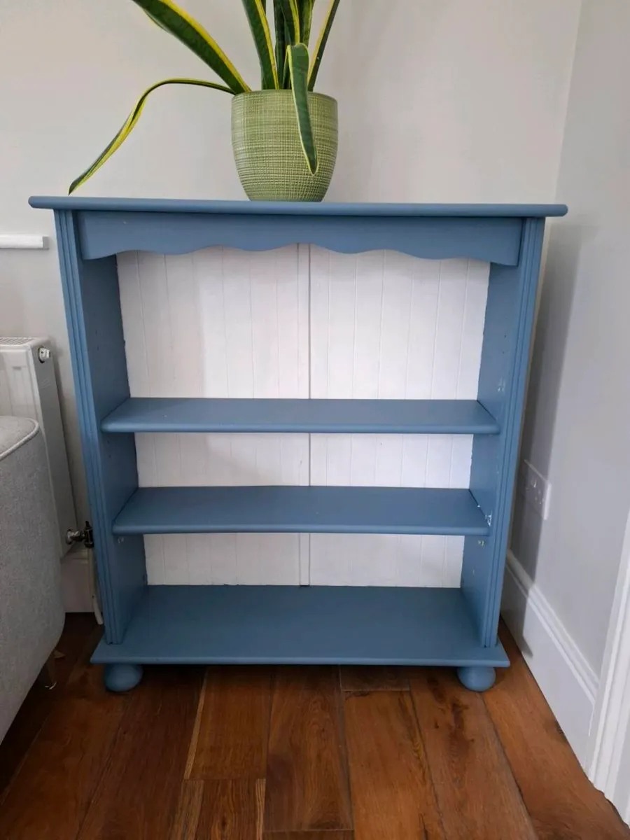 Upcycled bookcase