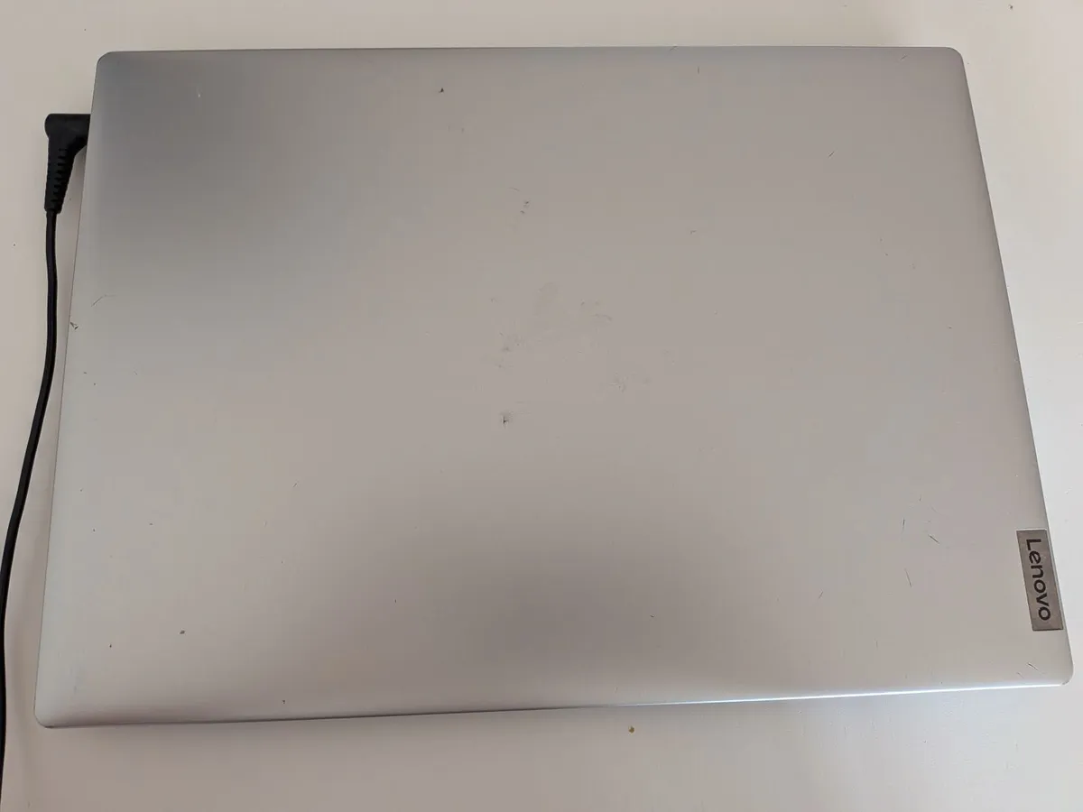 Laptop - Image 2