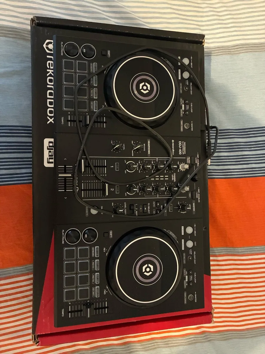 Pioneer DDJ-400 Controller Deck - Image 1