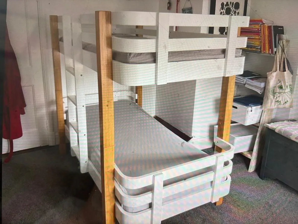 Bunkbeds - Image 1