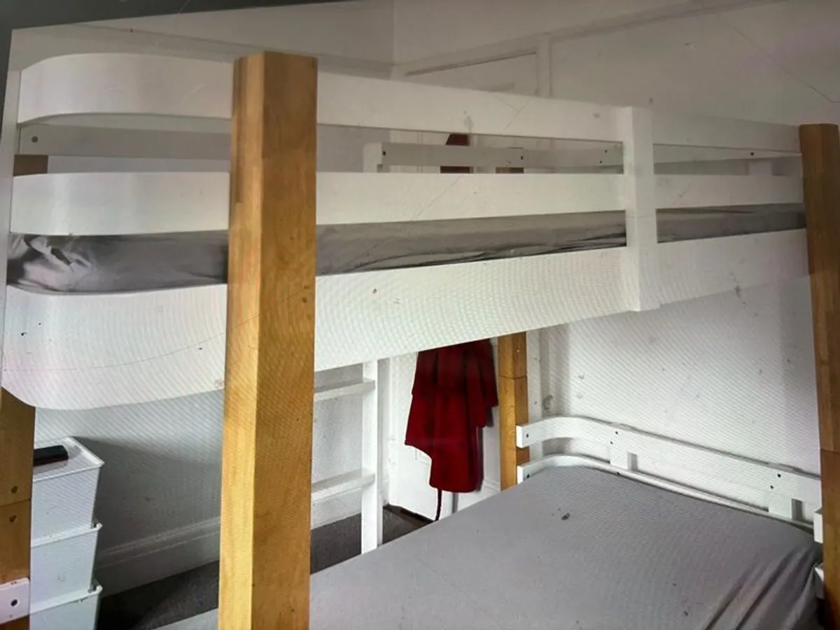 Bunkbeds - Image 2