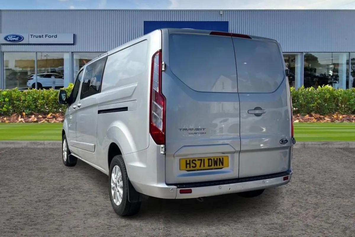 Ford Transit Custom LIMITED - Image 2