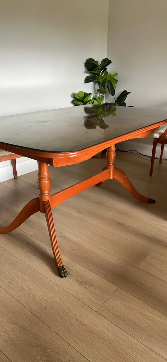 Vintage extendable dining table - Image 1