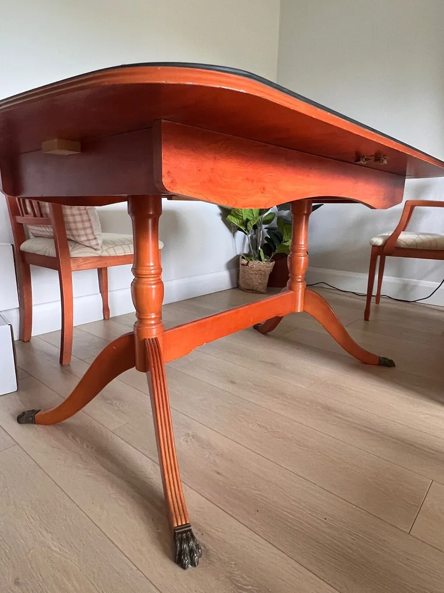 Vintage extendable dining table - Image 2