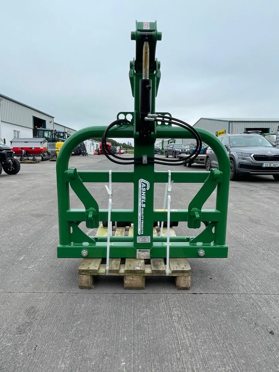 Cashel Overarm Universal Bale Grab - Image 3