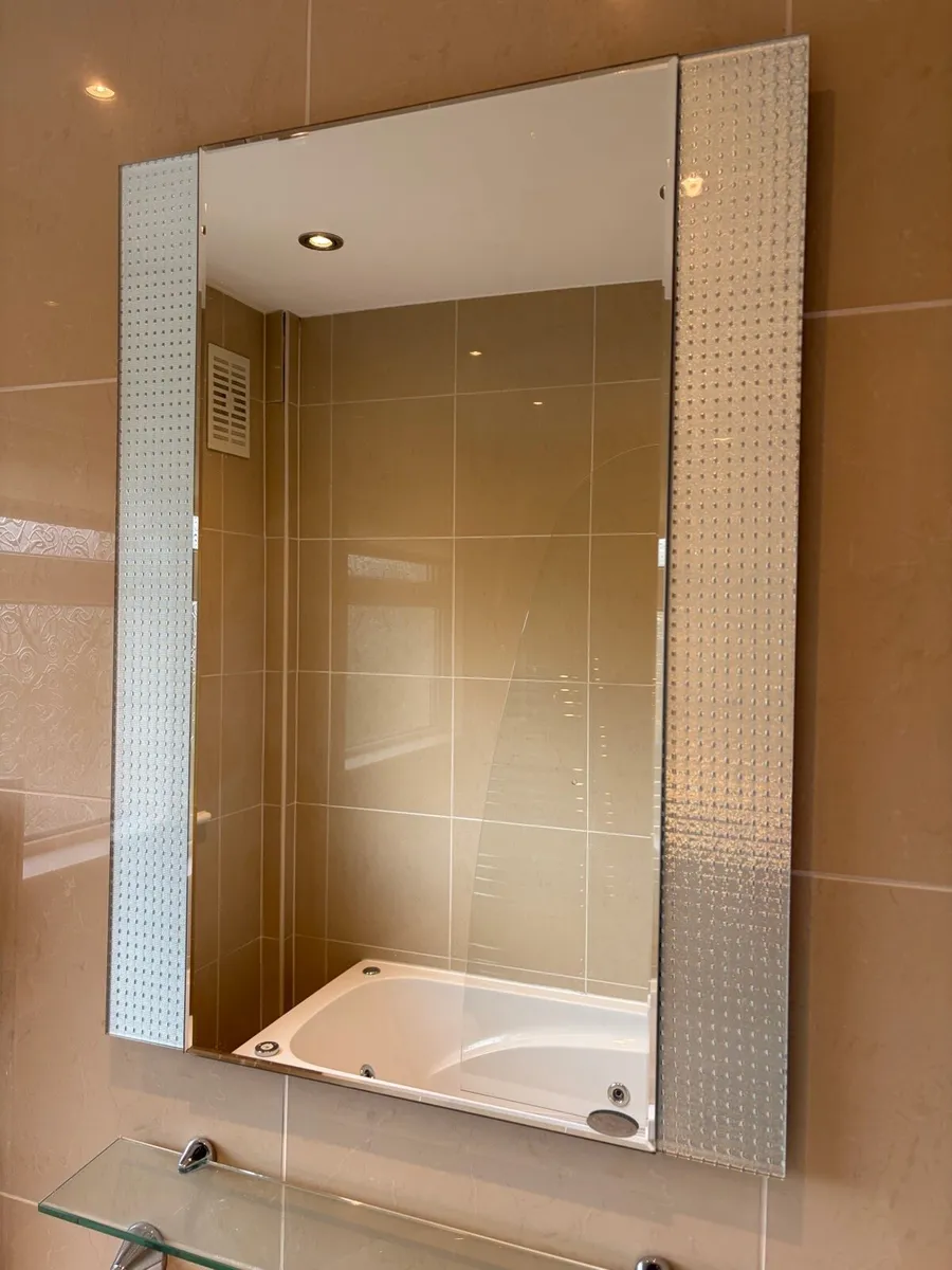 Bathroom mirror - Image 2