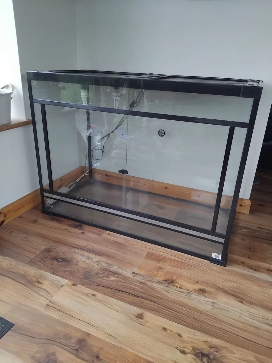 Terrarium - Image 2