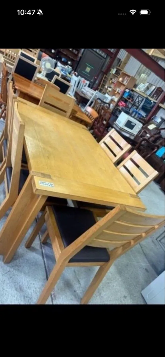 Oak table and 6 chairs - Image 3