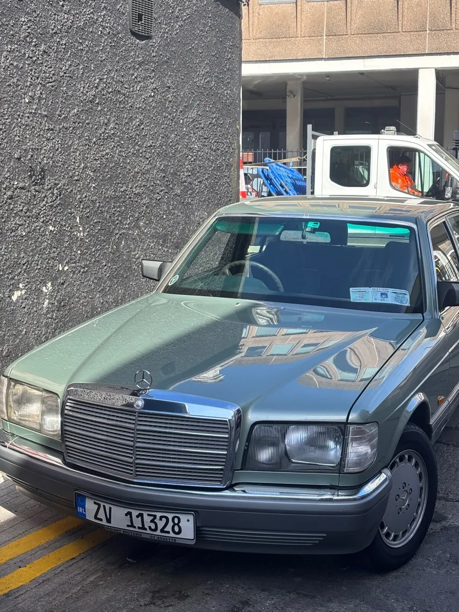 Mercedes-Benz 300SE - Image 2