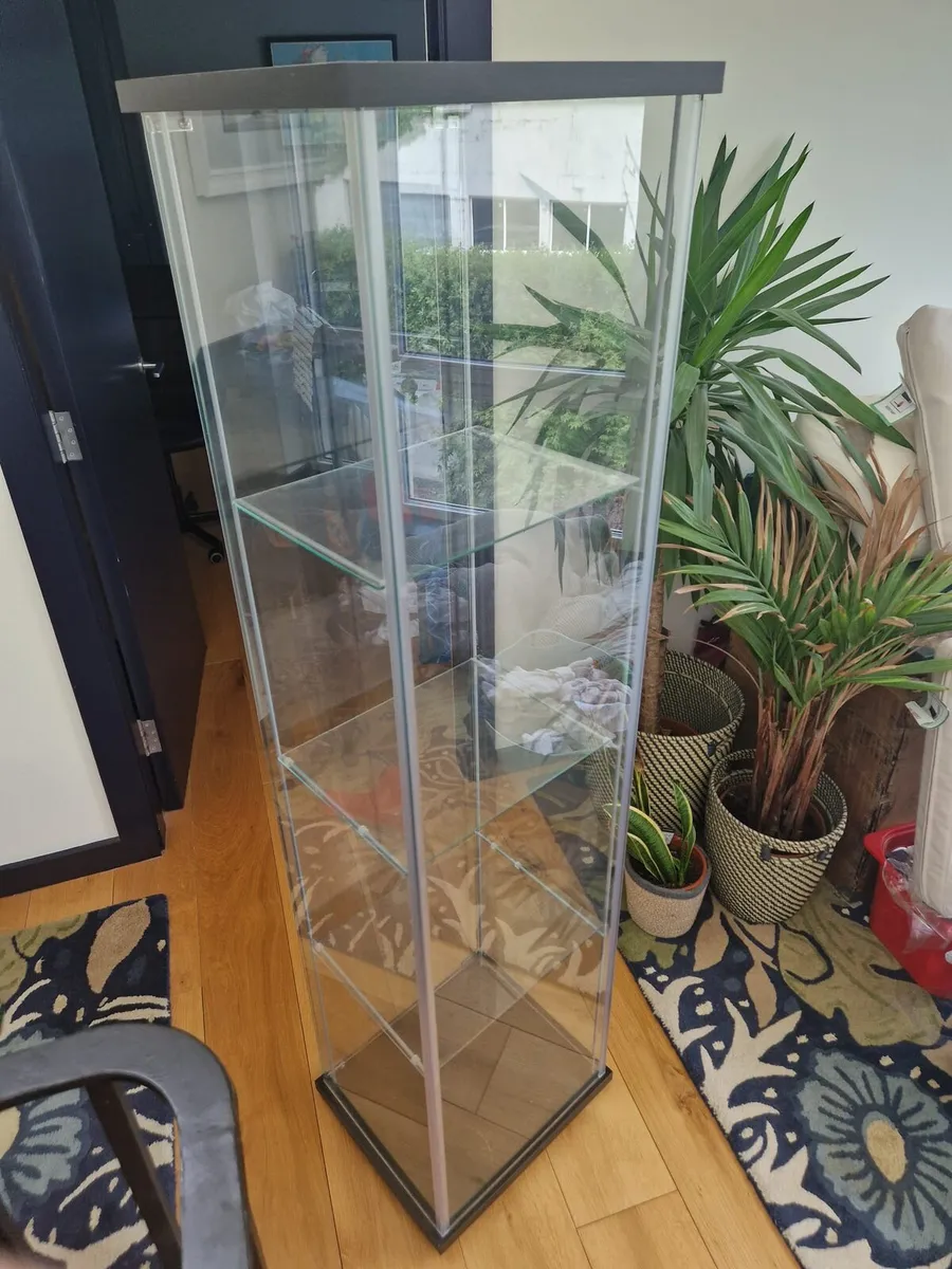 Glass cabinet - Image 1