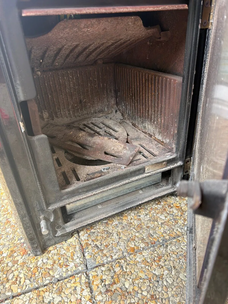 Henley Stove - Image 2