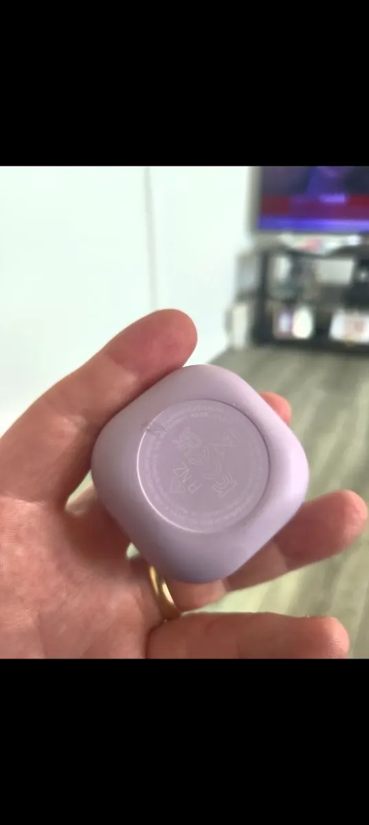Genuine Samsung galaxy buds 2 Pro like New - Image 2