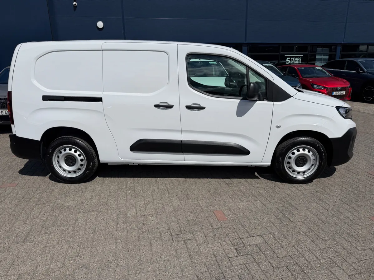 2026 Peugeot Partner Pro+ LWB auto - Image 2