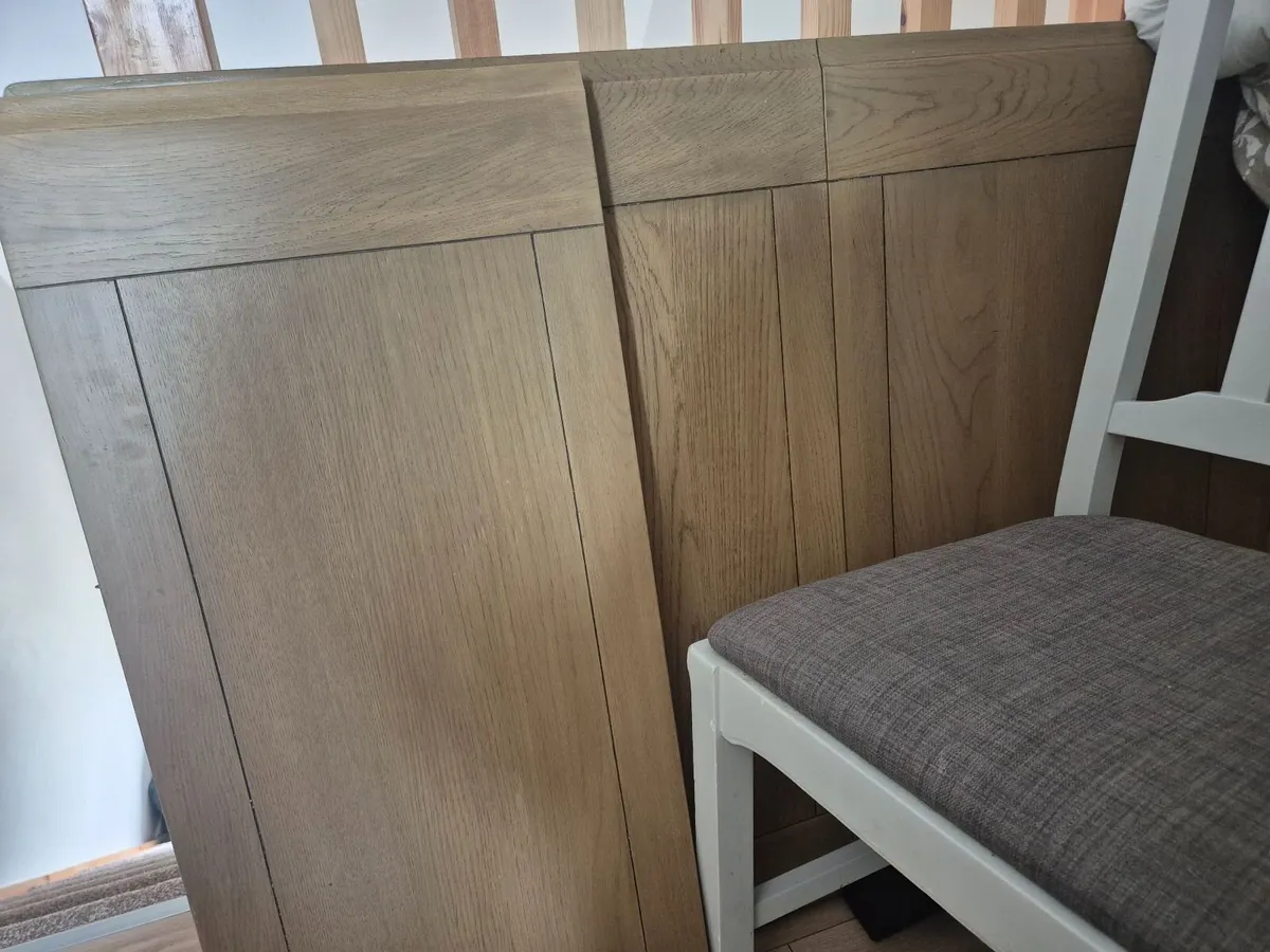 Dining table eliving extenable - Image 1
