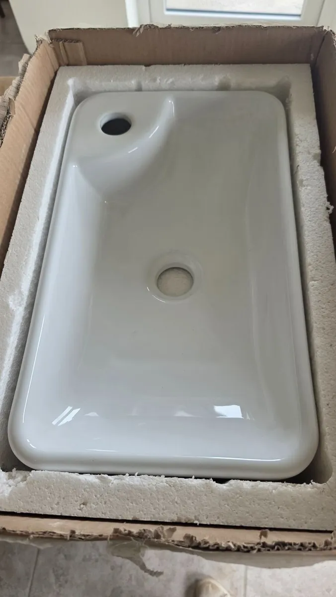 Cloakroom Basin - Image 1