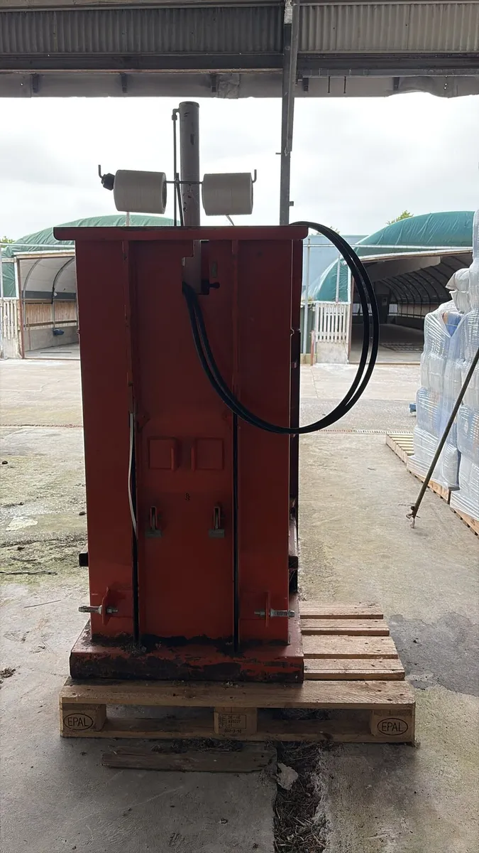 Compactor - Image 4