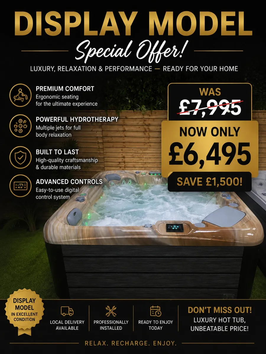 Display hot tubs - Image 2