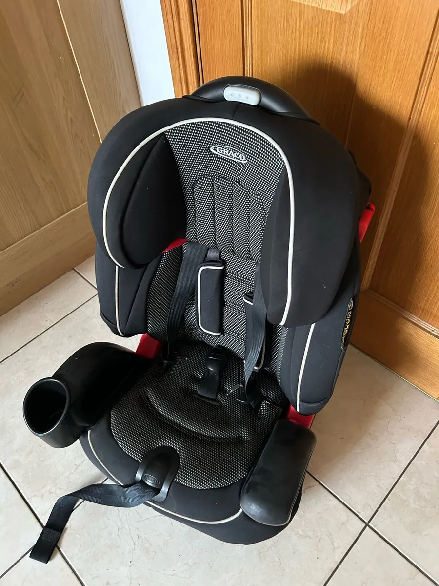 Graco car seat 9-18kg - Image 1