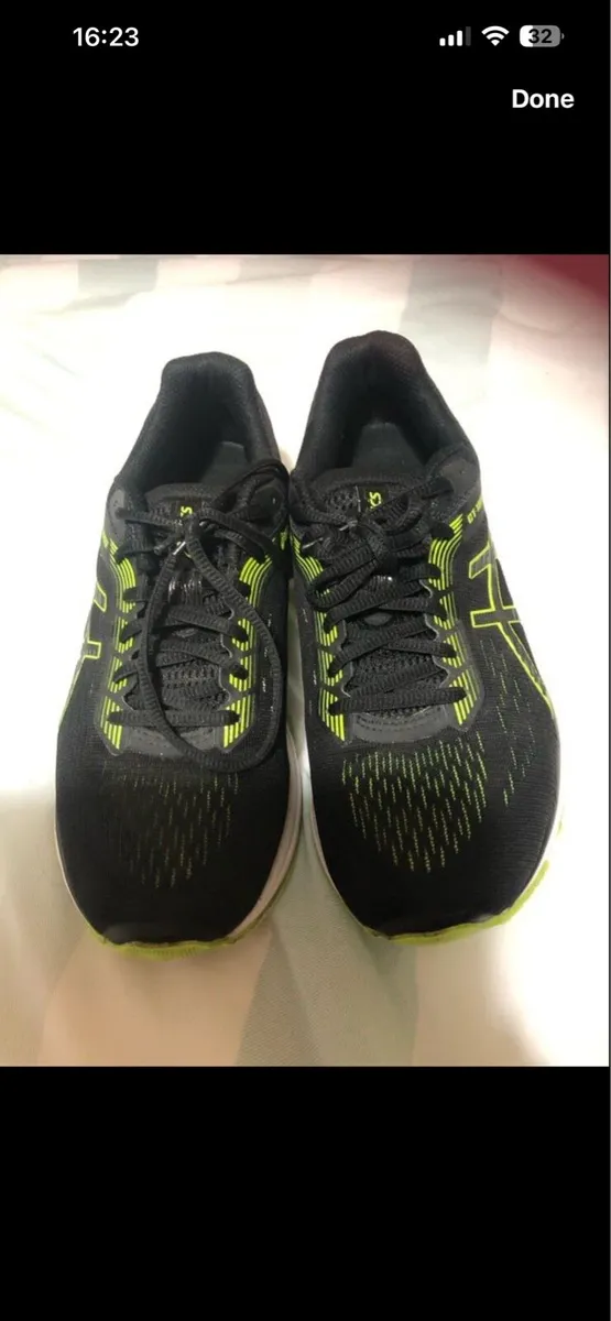 Mens ascix gel trainers size 6 €40 - Image 2