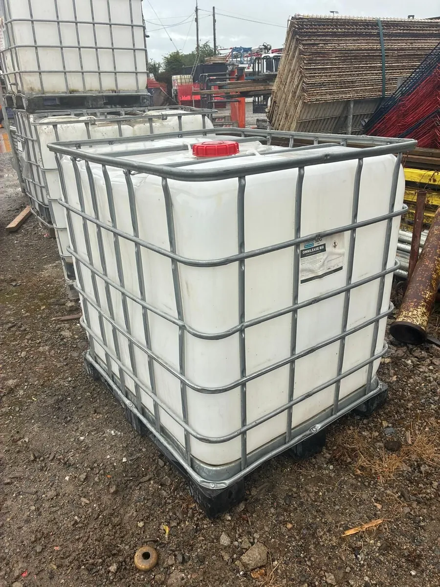 1000 Liters water tank - Image 1