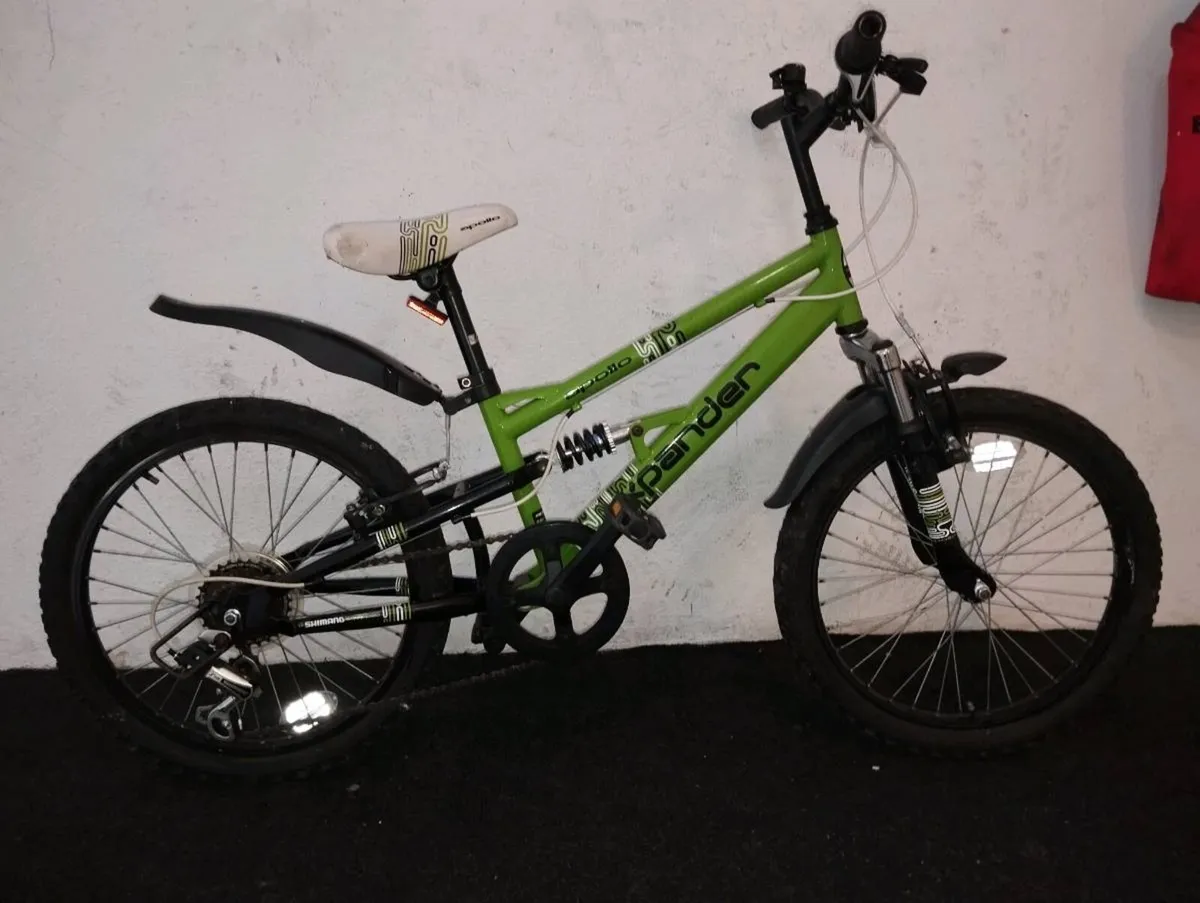 Boys 20inch bike - Image 1