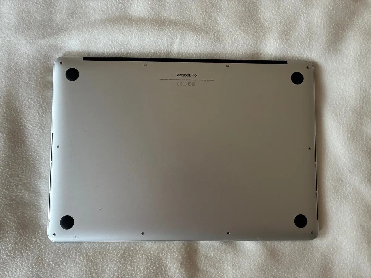 Macbook Pro 15” - Image 3