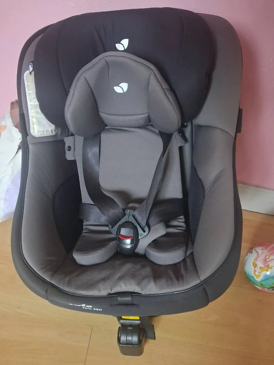 Joie car seat spin 360 - Image 1