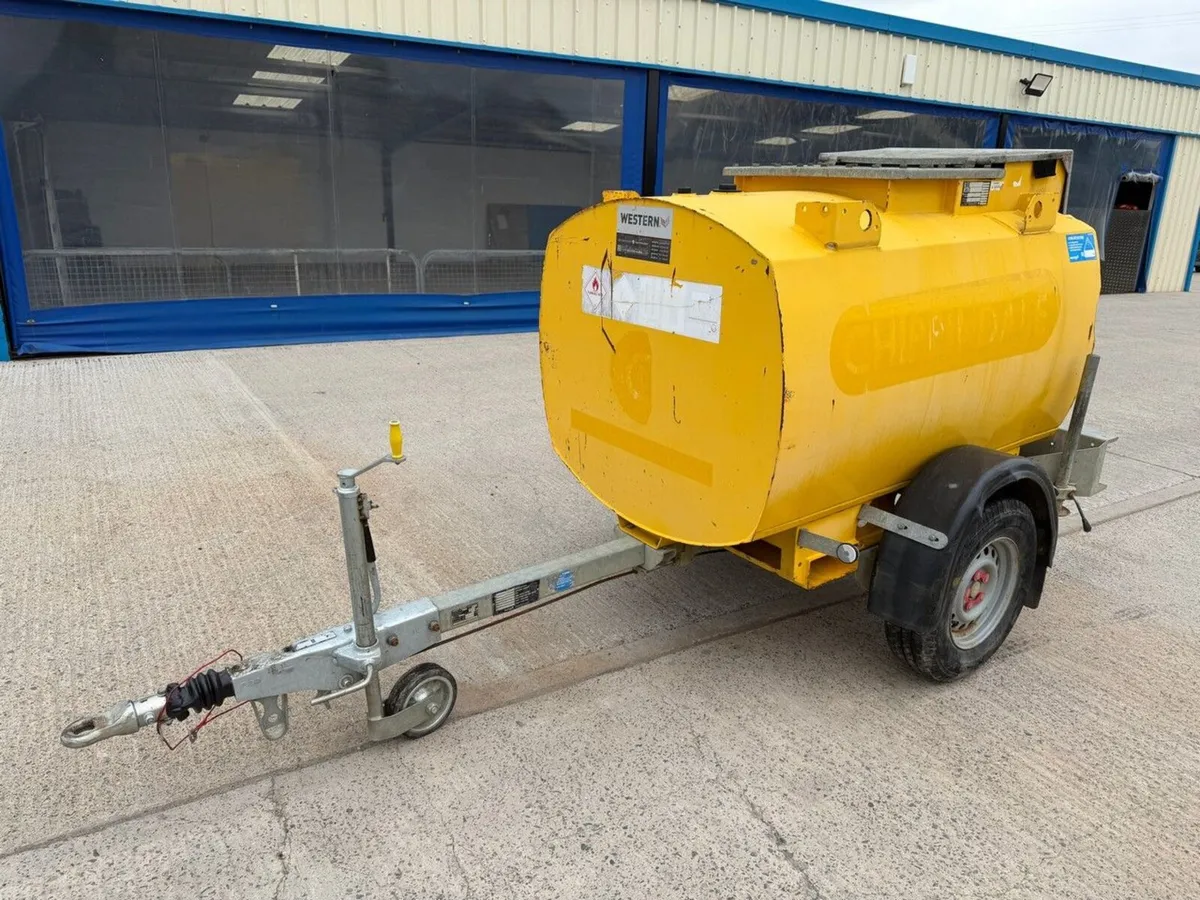 950 LITRE BUNDED SINGLE AXLE FAST TOW FUEL BOWSER - Image 2