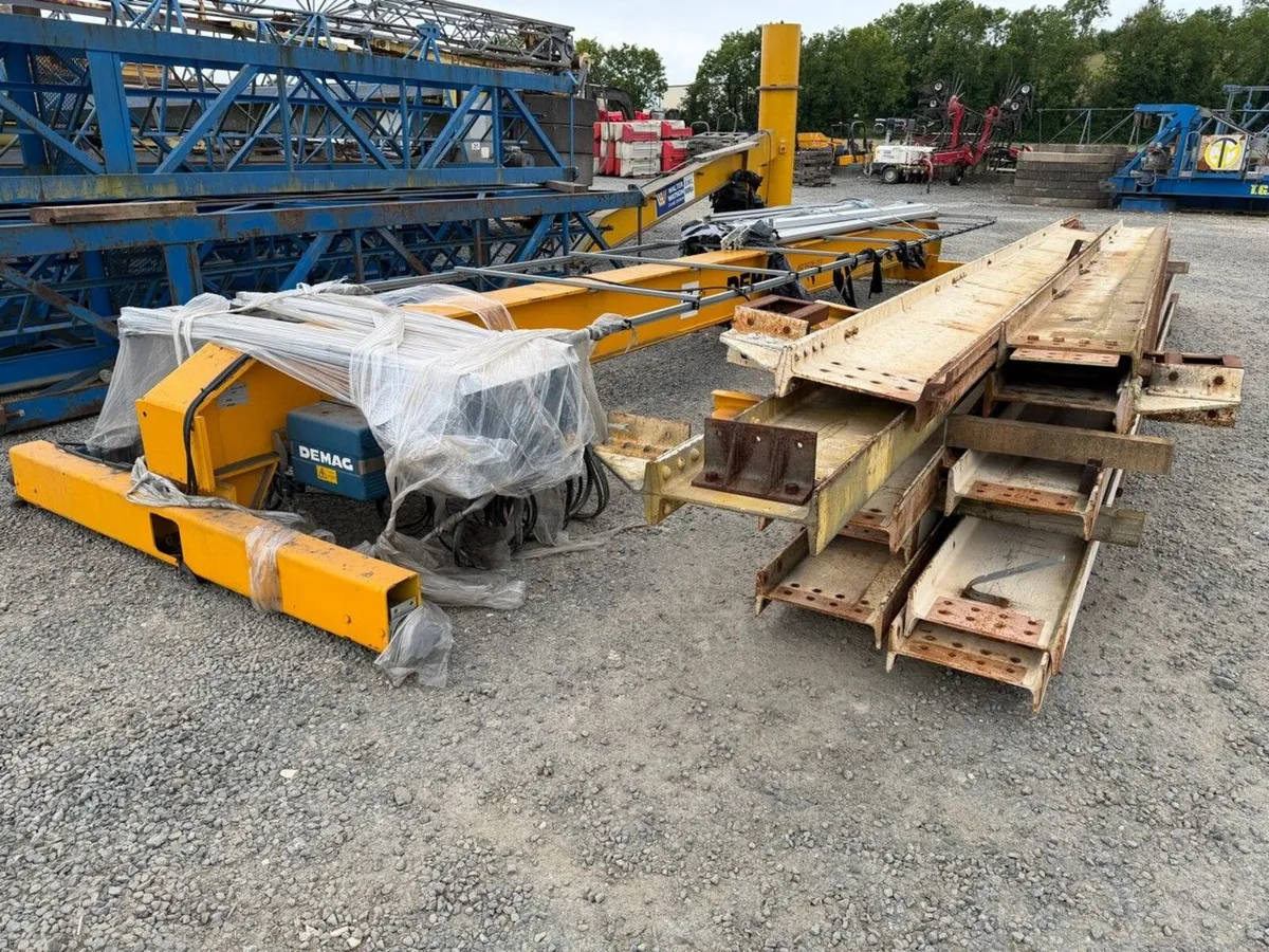 DEMAG EKKE 2 TON OVERHEAD CRANE & RAILS - Image 1