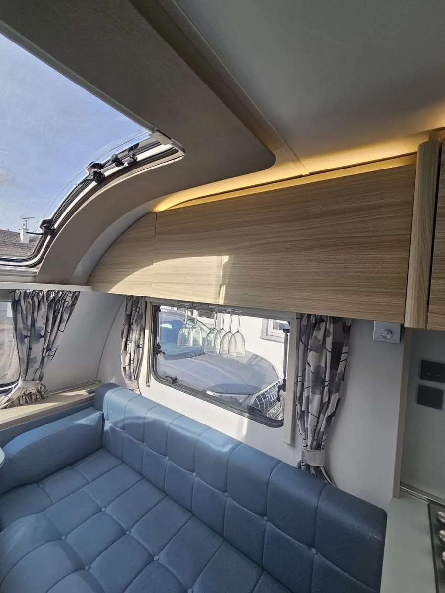 Premium Adria Altea 622 DP Dart Caravan - Image 4