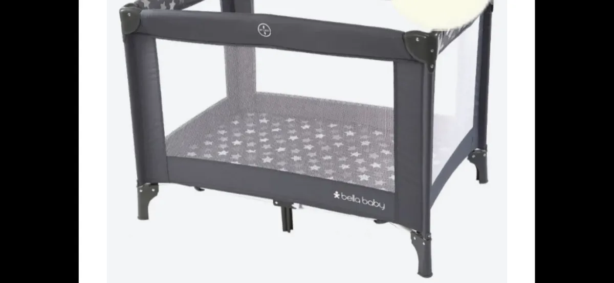 Bella baby Travel cot and mattress - Image 3