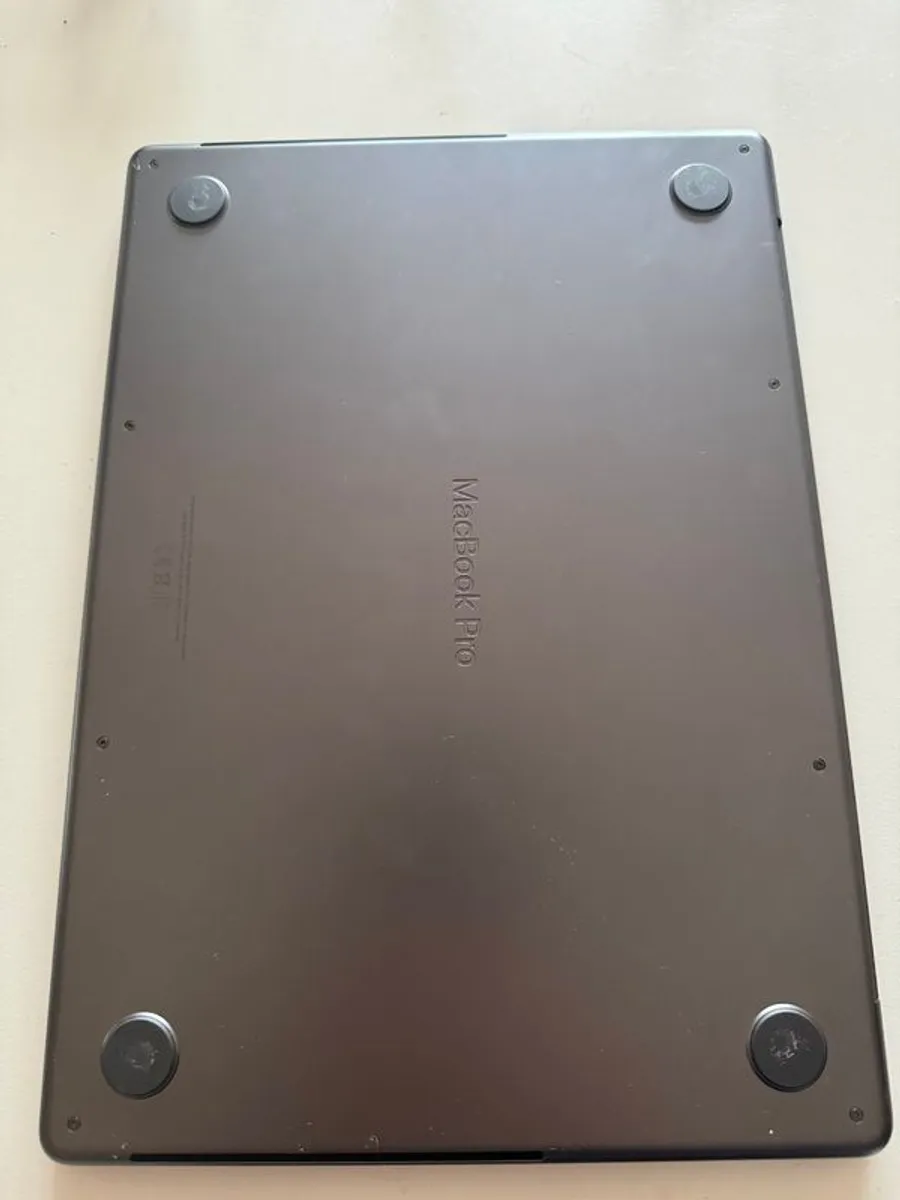 MacBook Pro Apple M4 Chip with 10 Core CPU and 10 Core GPU - Image 3