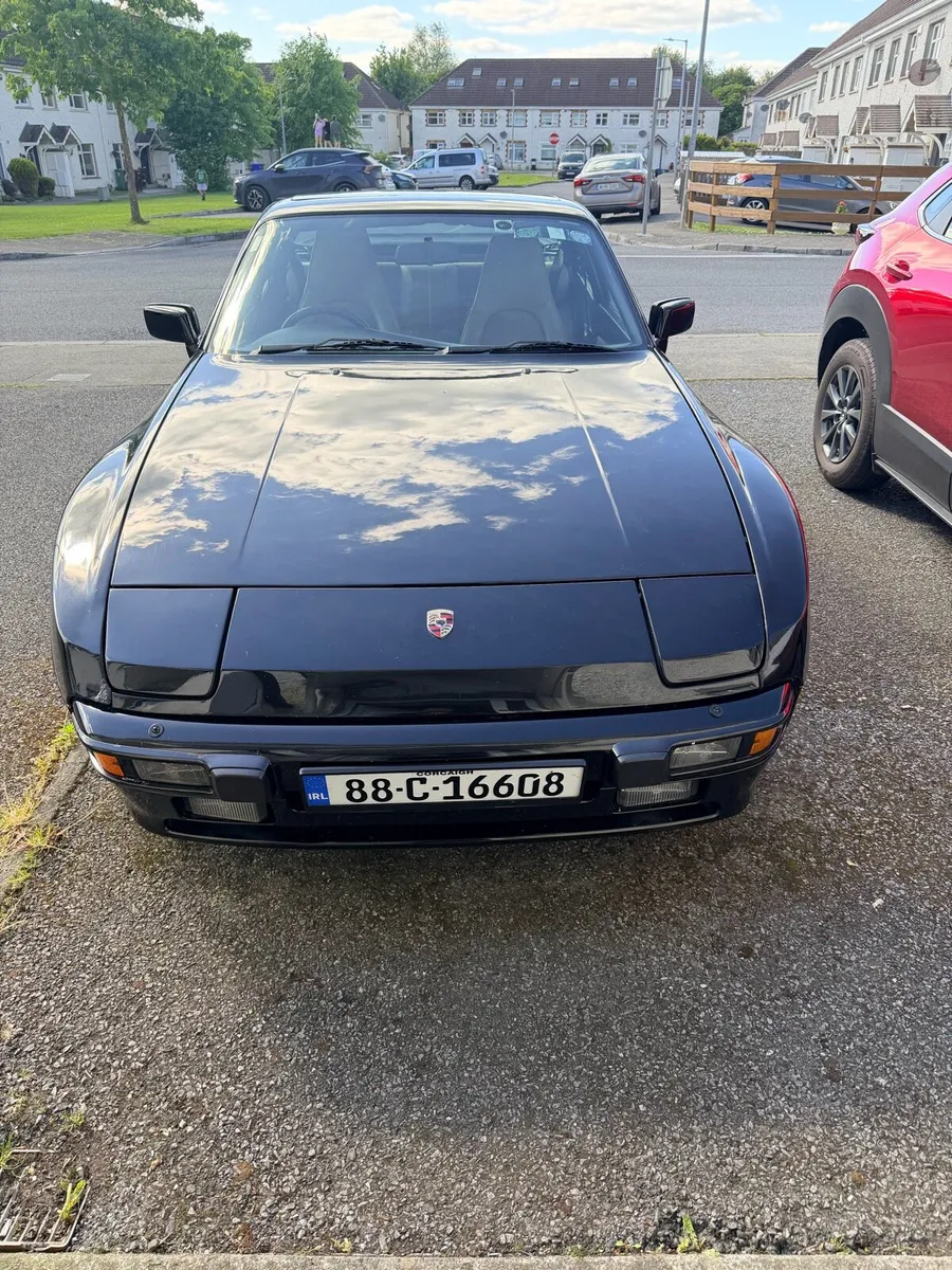 Porsche 944 - Image 3