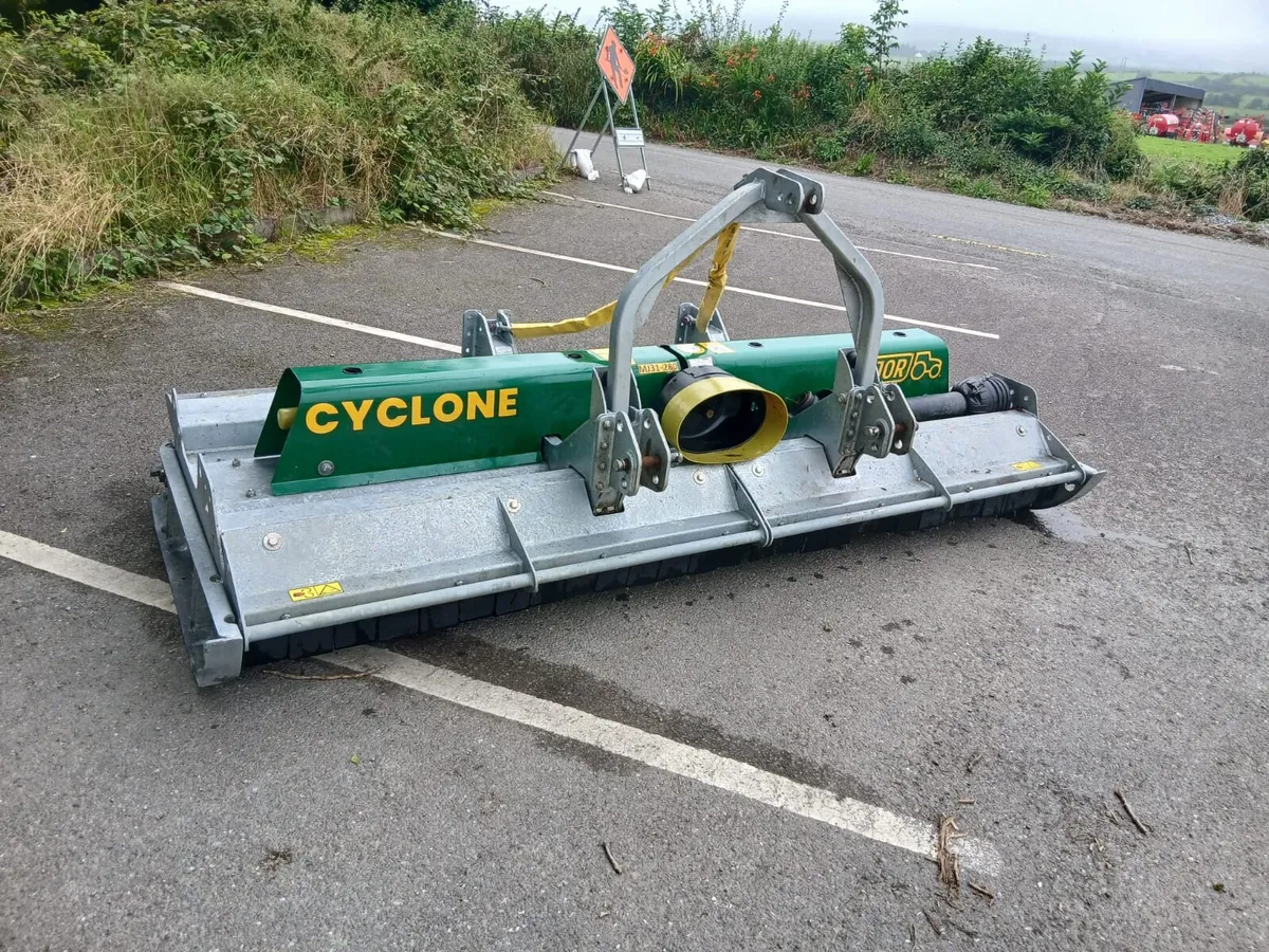 Major cyclone - Image 1