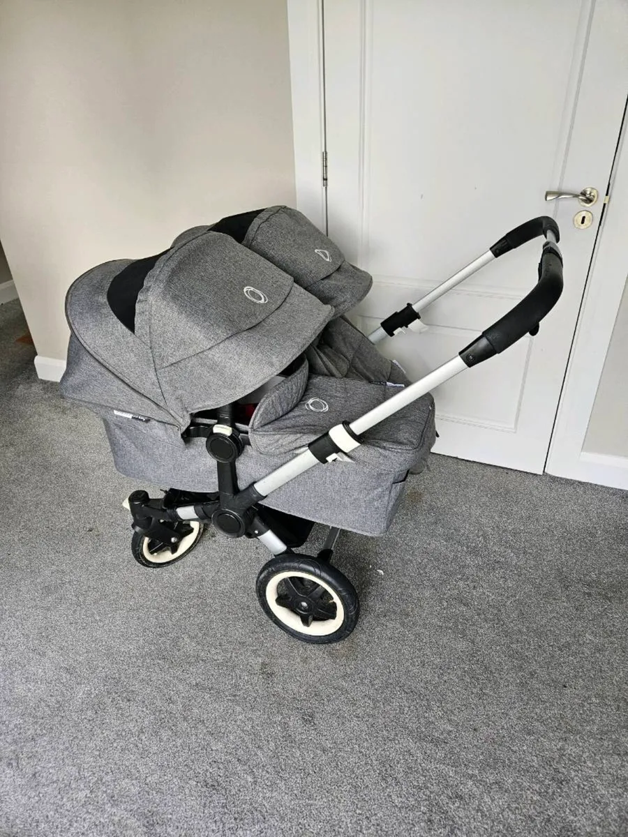 Baby travel system - Image 1