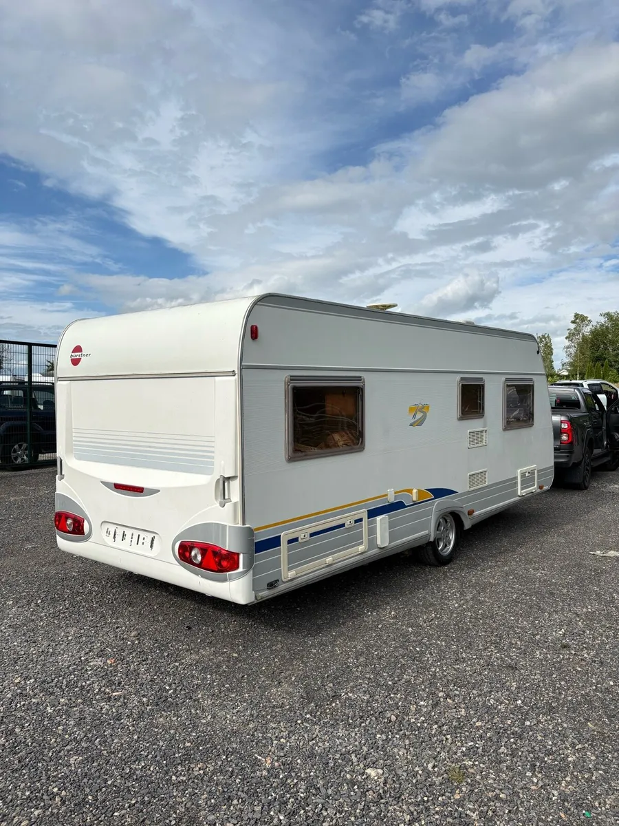 Burstner 4 Berth Fixed Bed Caravan - Image 4